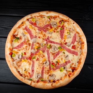 Пицца "Ветчина с грибами"