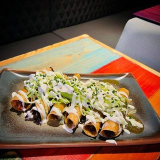 Taquitos culicán (3 uds) 