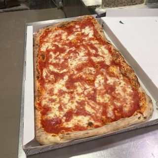 Mezzo Metro Margherita 