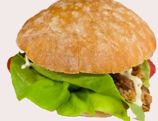 Panino cu piept de pui la grătar