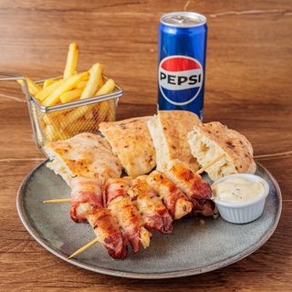 Rolovani ražnjići specijal