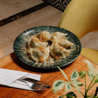 Pierogi z mięsem (6 szt.)