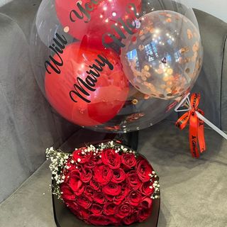Balloons and flowers 