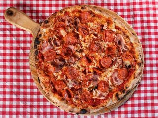 Pizza Muntenească Ø32cm