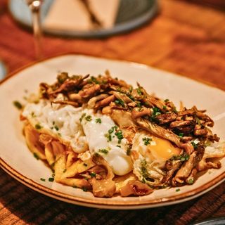 HUEVOS ROTOS CON SETAS