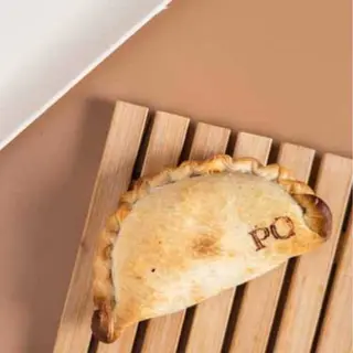Empanada de Pollo Asado