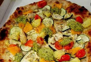 Pizza rossa - vegetariana