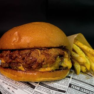 Smash pulled pork + patatas fritas