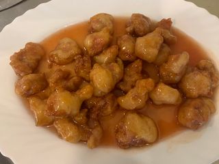 59. Свинско в сладко кисел сос (750г)