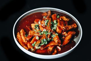 შემწვარი ბადრიჯანი მოტკბო- ცხარე სოუსში, C4