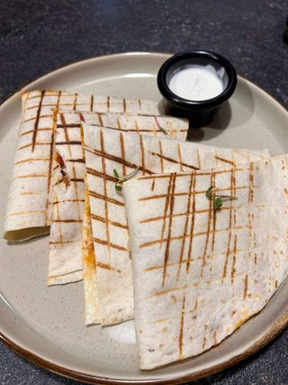 Овощная кесадилья