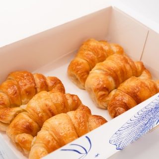 Caja 6 Medialunas Clásicas