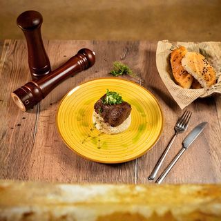 Muşchi de vită la grătar