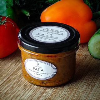 Pasta z suszonych pomidorów z bazylią 200g
