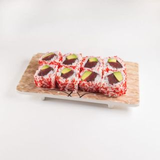 Uramaki atún aguacate y hueva (8 pzas.)