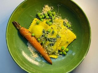 RAVIOLI Z CZOSNKIEM NIEDŹWIEDZIM MAŁE
