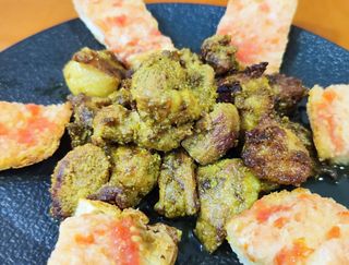 Pincho Moruno Con Pan De Cristal