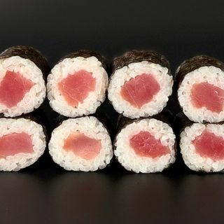 Макі з тунцем (110г)