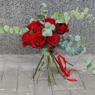 Букет Обичам те