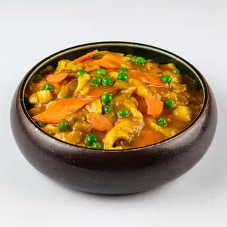 Rezanci s piletinom i curryjem