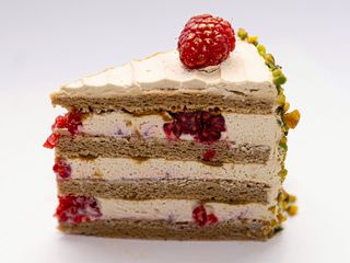 Tarta de Pistacho y Frambuesas