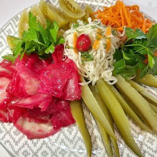 Соління з холодного льоху