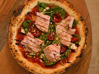 Піца з мортаделлою (470g)