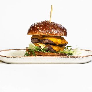 Burger Balkanika XXL + Pepsi + Pomfrit