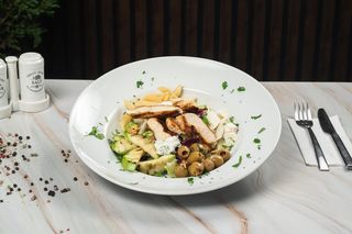 Salata George & Dragon