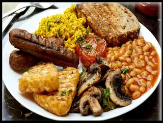 Desayuno inglés vegano