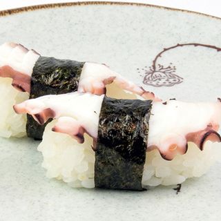 25. Nigiri polipo