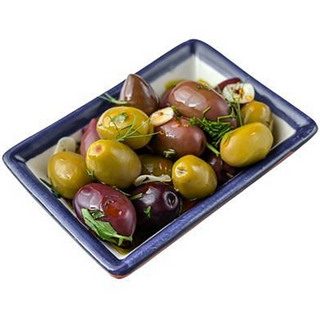 Mix de măsline cu verdețuri și ardei iute (120 g)