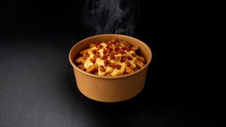 ფრიტა ჩედარის სოუსით და ბეკონით