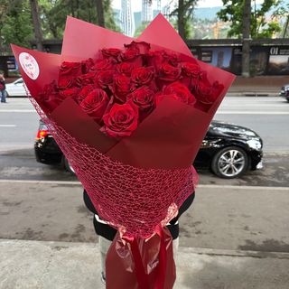 წითელი ვარდების თაიგული 30 ცალი