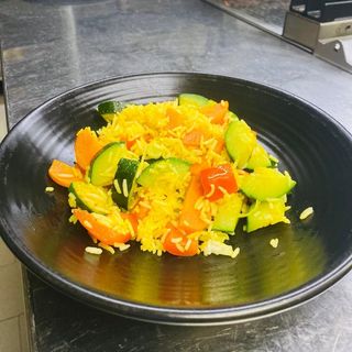 Riso al curry e verdure