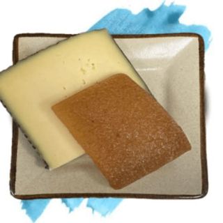 Postre de Queso Manchego con Dulce de Membrillo