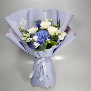 Buchet Blue