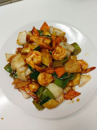 Plato De Gambas Con Salsa Picante