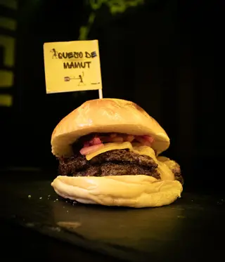 Hamburguesa De Queso De Mamut