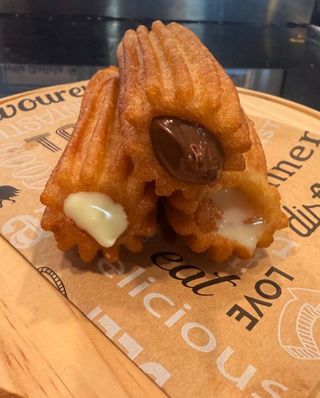 Churros Rellenos De Avellana