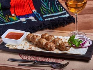 Люля-кебаб з фермерського курча (200/50/30g)