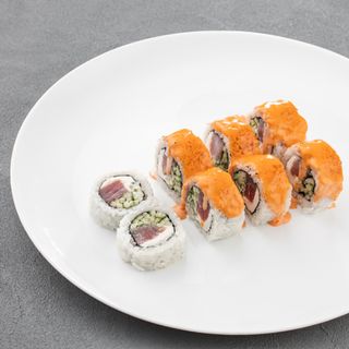 Spicy roll z tuńczykiem