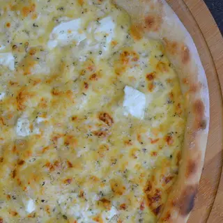 Pizza 4 sira