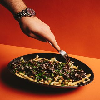 DOŁADOWANE FRYTY Z BOCZKIEM