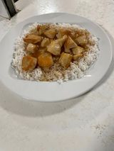 Пиле в сладко кисел сос, поднесено с ориз Басмати (400г)