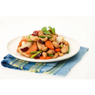 Dry Chill Chicken Leaks and Cashewnuts