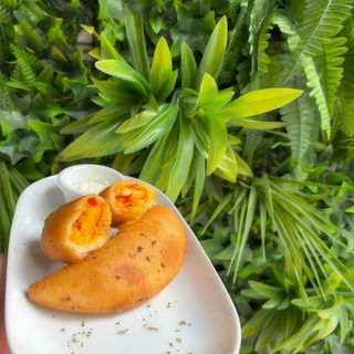 Empanada De pollo (Ud.)