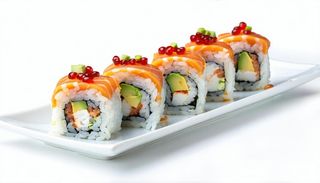 Uramaki maguro avocado