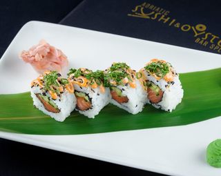Spicy losos roll