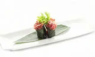 N.70 Gunkan spicy tuna 2 pezzi